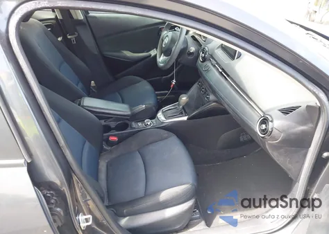 2016 Scion Ia z USA, uszkodzony, nr VIN 3MYDLBZV0GY119400